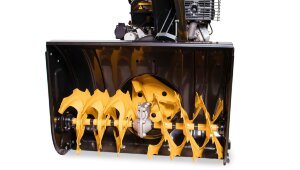 Бензиновый снегоотбрасыватель Champion ST1170E