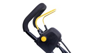 Электрический снегоотбрасыватель CHAMPION STE2350