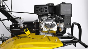 Бензиновый мотокультиватор Champion BC7723/1