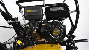 Бензиновый мотокультиватор Champion BC8738