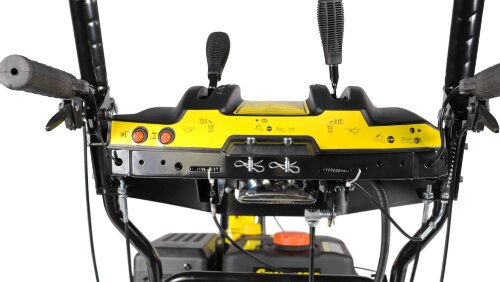 Бензиновый снегоотбрасыватель Champion STT1171E