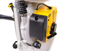 Опрыскиватель-распылитель Champion PS157