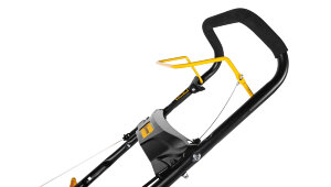 Бензиновая газонокосилка (несамоходная) Champion LM4215