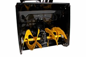 Бензиновый снегоотбрасыватель Champion ST553